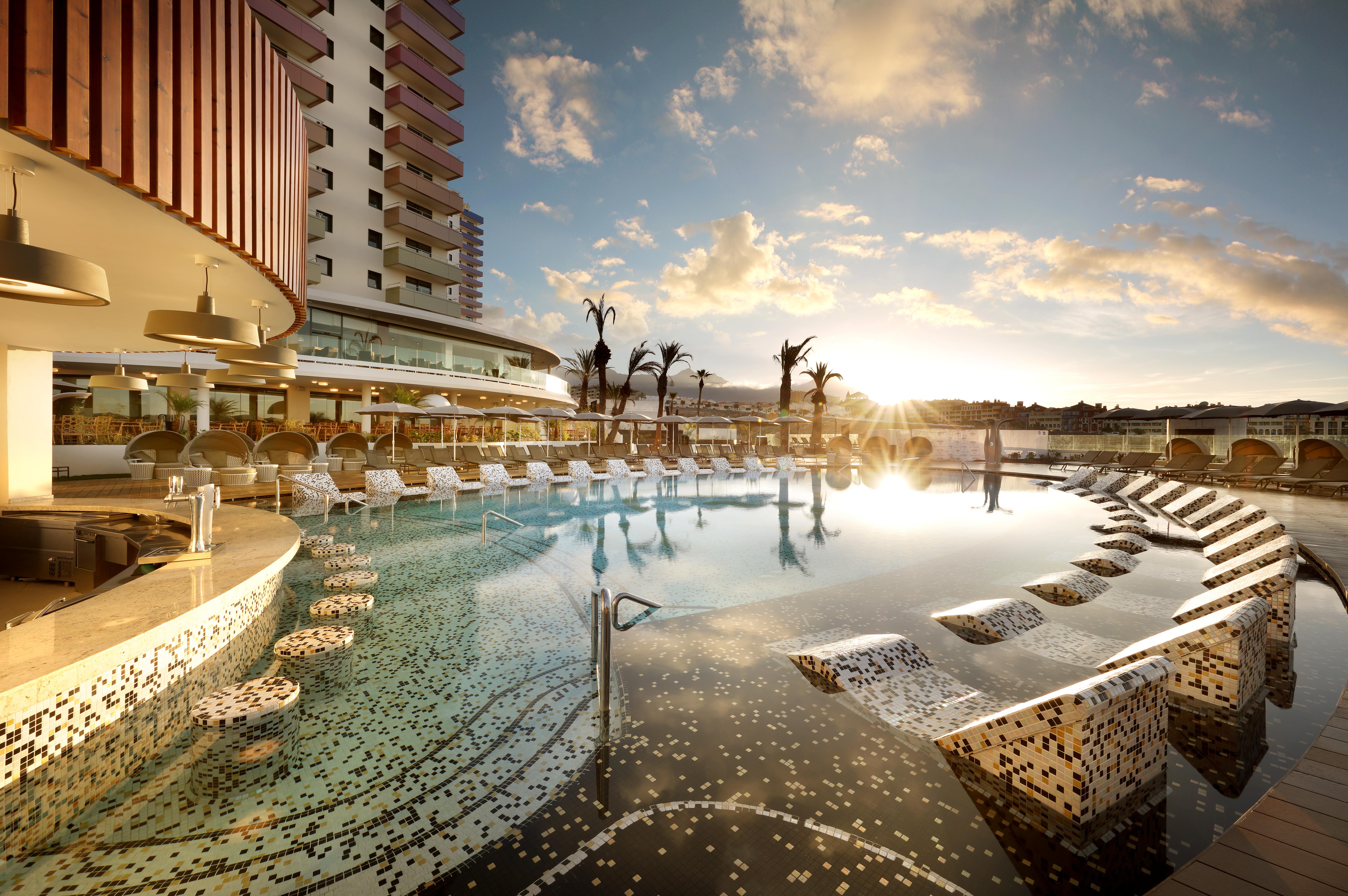 Hotel Hard Rock Tenerife 5酒店*